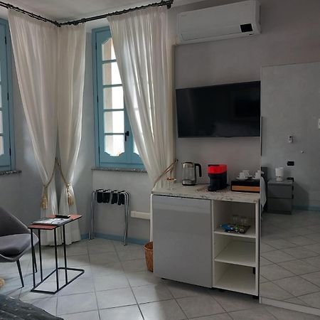 Palazzo Del Vicere Aparthotel Lezzeno Ngoại thất bức ảnh
