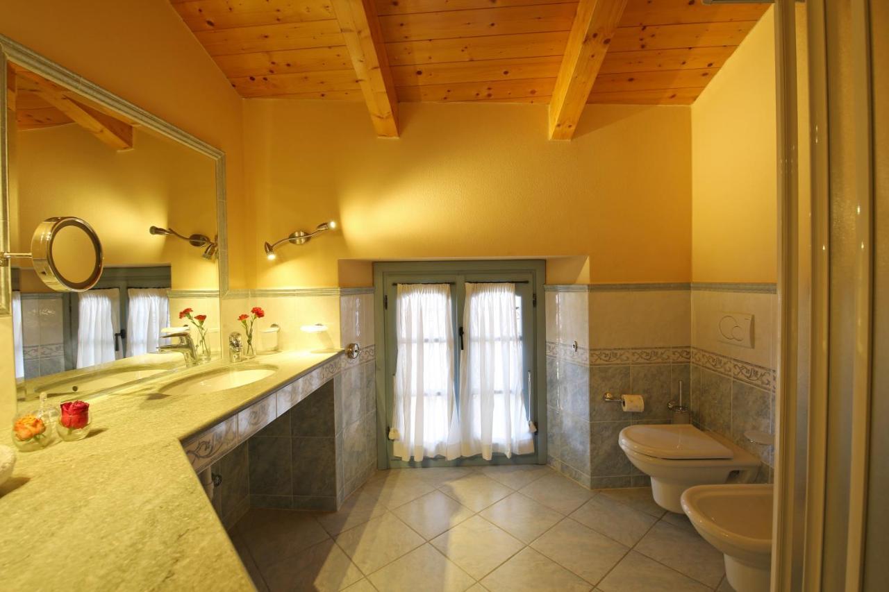 Palazzo Del Vicere Aparthotel Lezzeno Ngoại thất bức ảnh