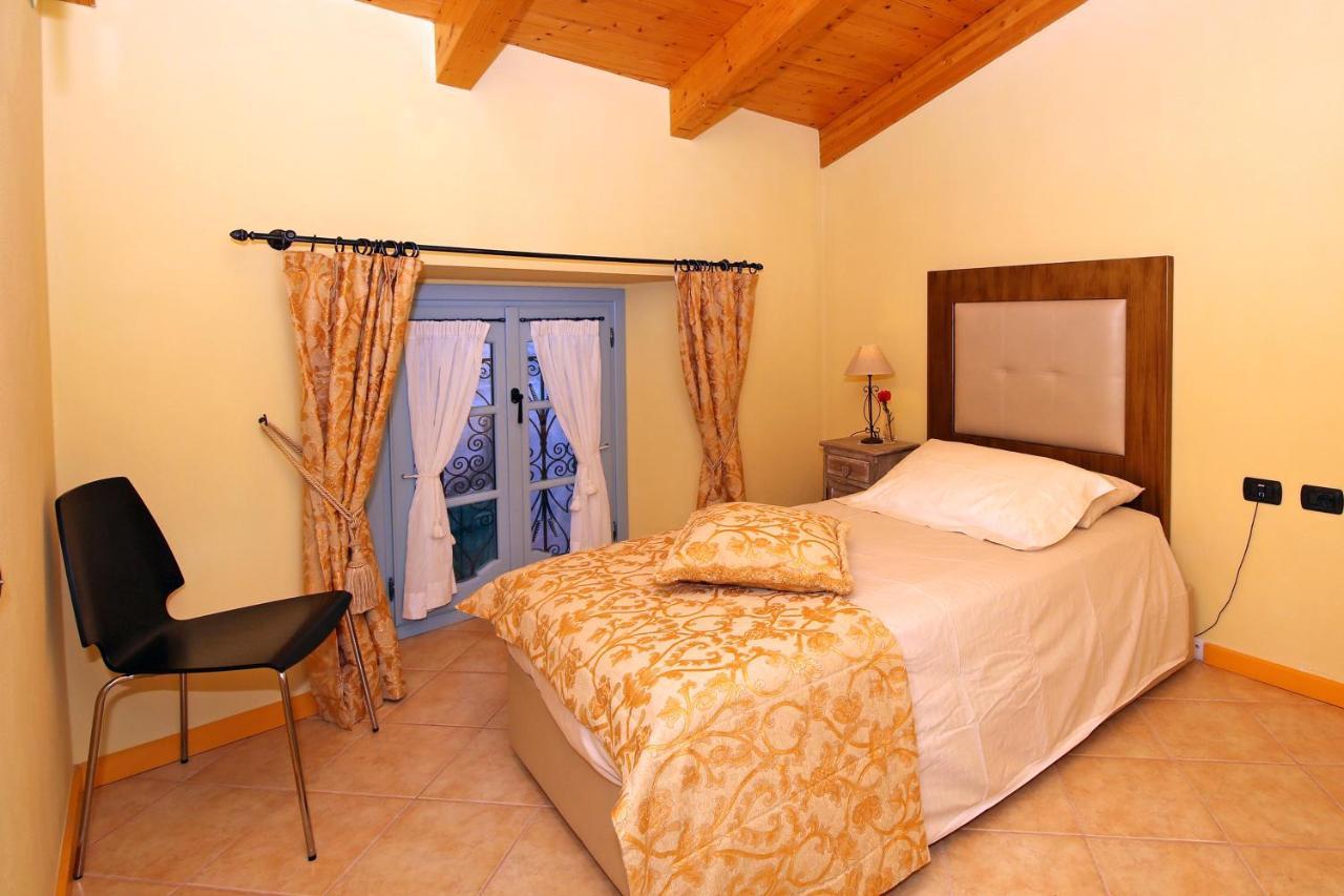 Palazzo Del Vicere Aparthotel Lezzeno Ngoại thất bức ảnh