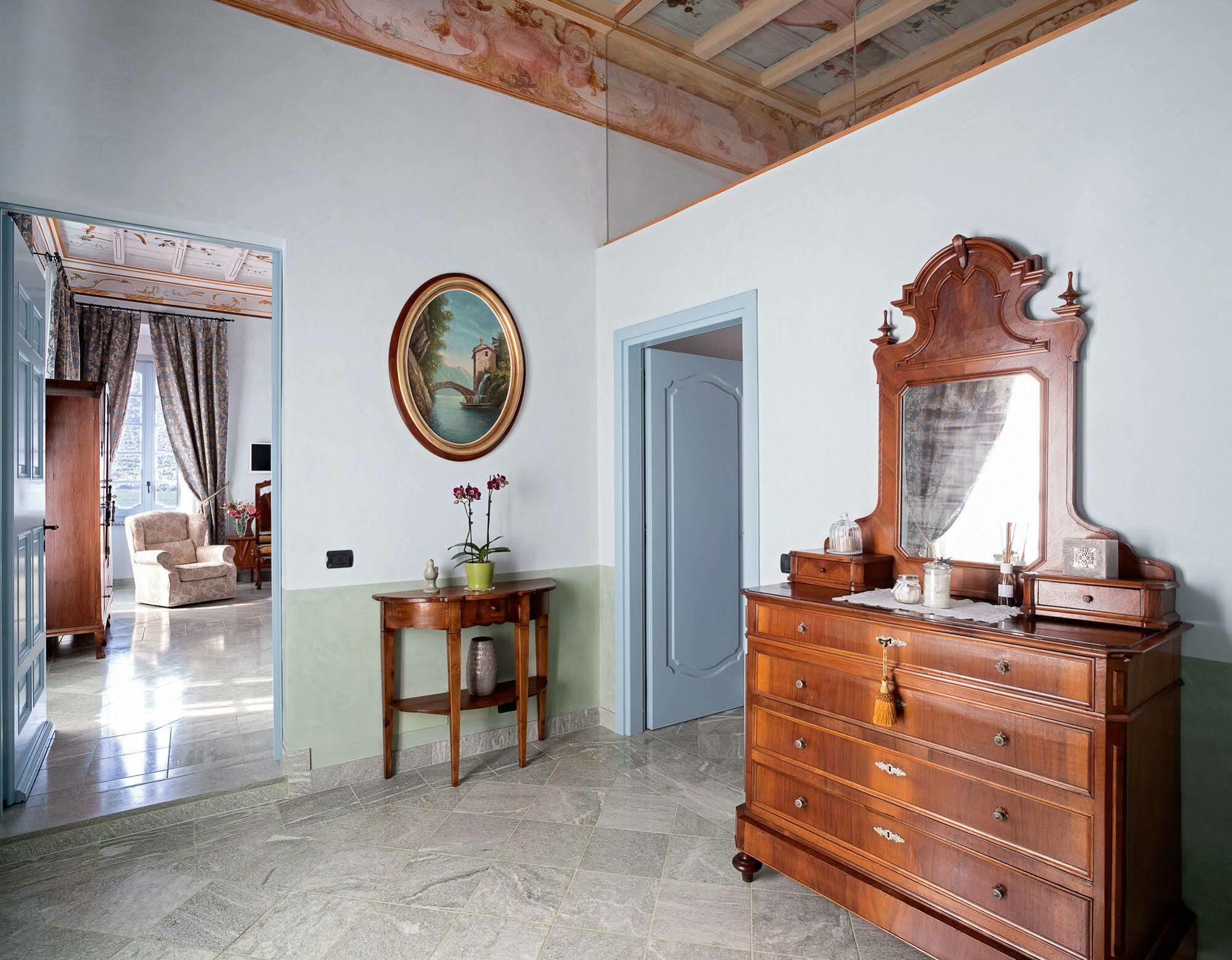 Palazzo Del Vicere Aparthotel Lezzeno Ngoại thất bức ảnh